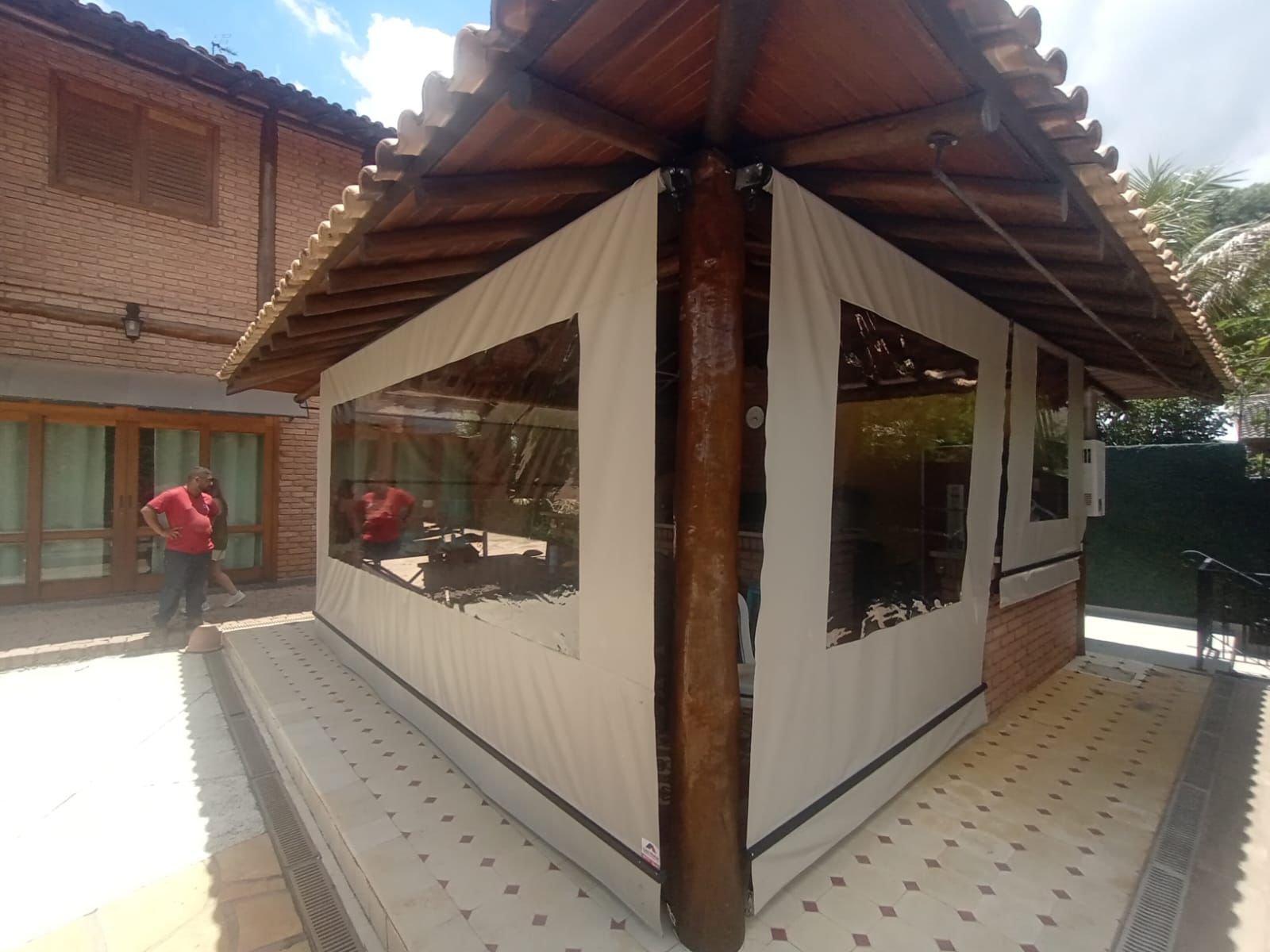 CORTINA-COM-VISOR-2 - Toldos e Coberturas com o melhor preço de toda região